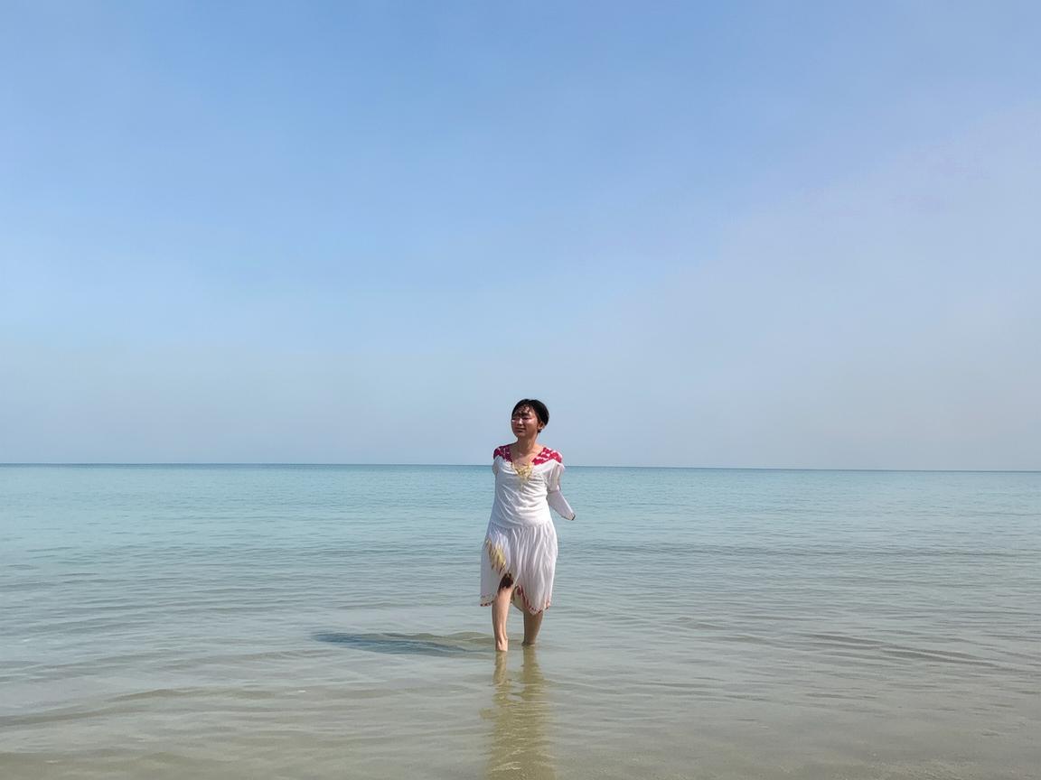 邹城古韵与现代设计的碰撞，如何将传统元素融入当代珠宝设计？